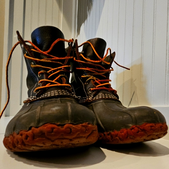 LL BEAN MAINE HUNTING BOOTS - Picture 1 of 5